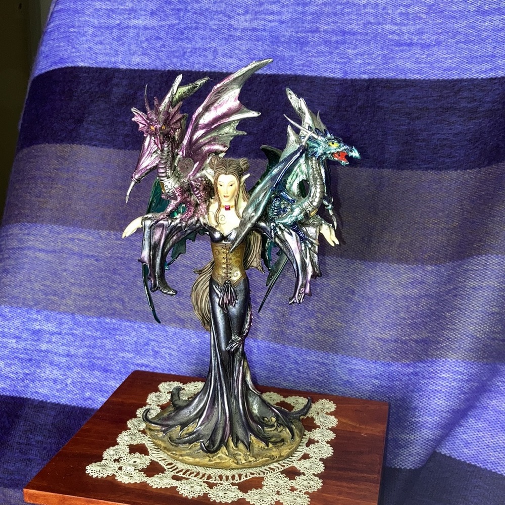 Blue fairy Pixie with her two dragons (G-91276) exquisite item - Picture 2 of 9